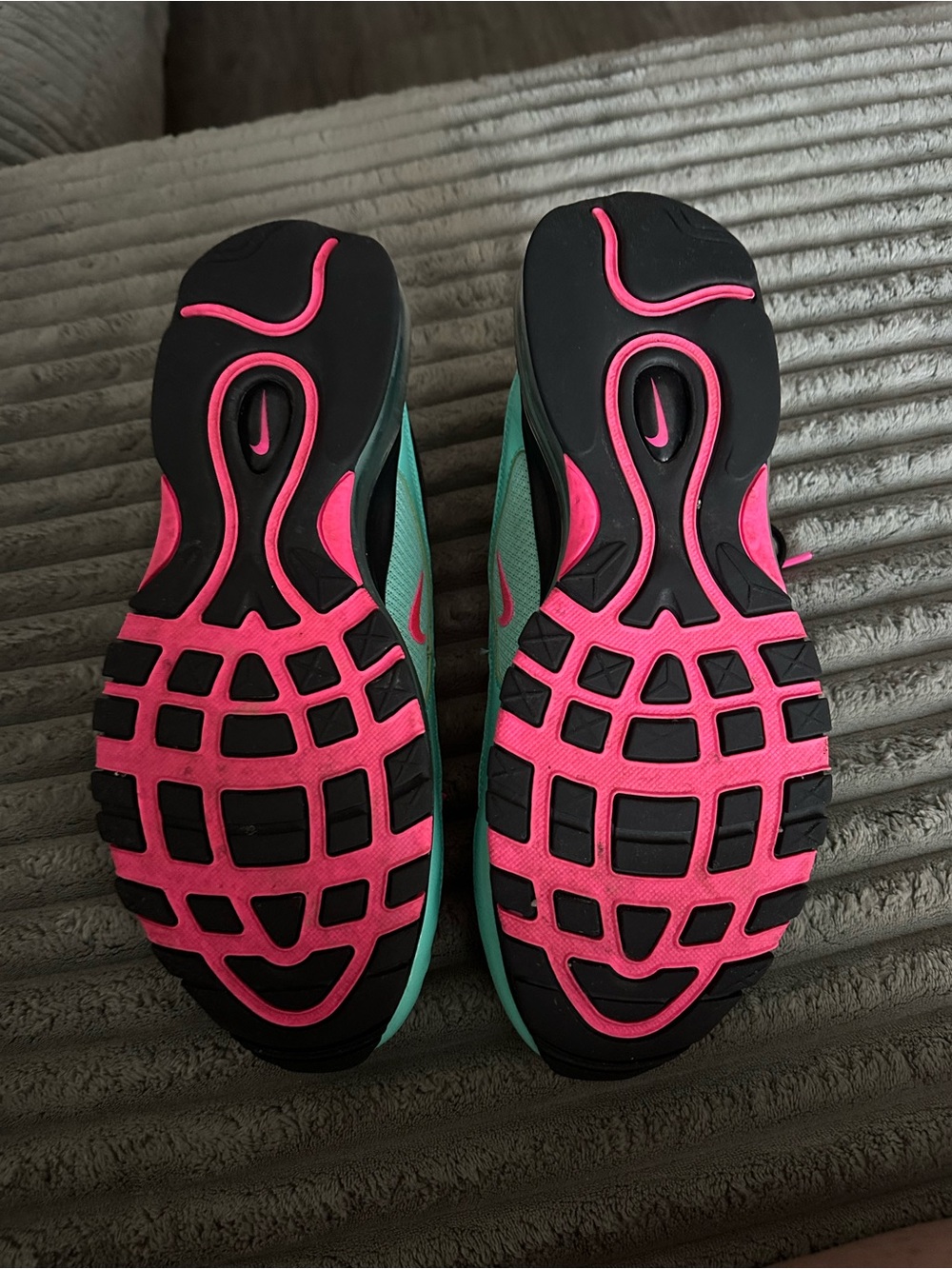 Men’s Nike Air Max sneakers - Picture 7 of 10
